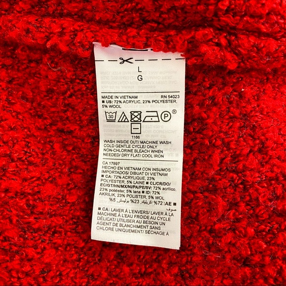Old Navy Large round neck sweater - Picture 5 of 5